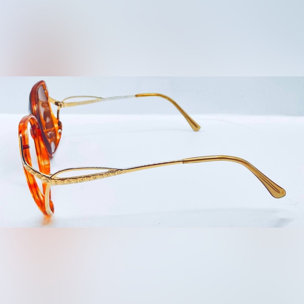 Vintage Tura 303 Gold Oval Sunglasses Frames Only - Picture 5 of 8